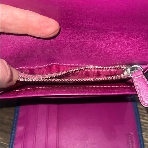 Coach Navy Hamilton leather wallet - Picture 5 of 8